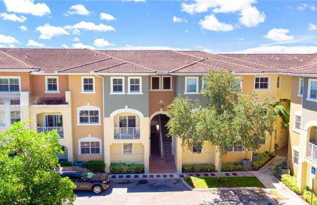 10870 Northwest 88th Terrace