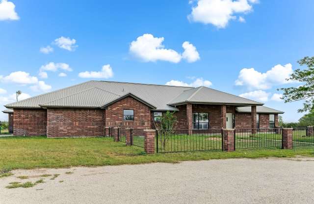 8321 County Road 200