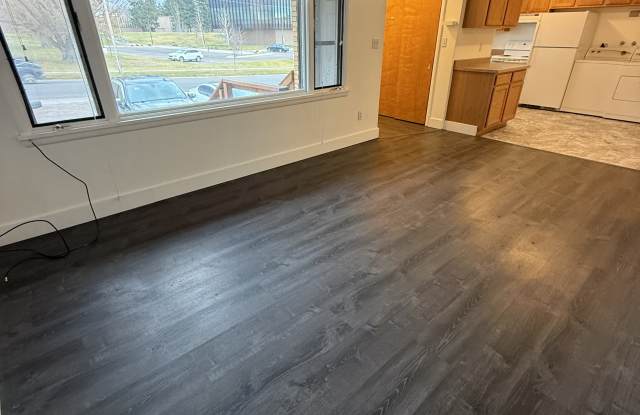 Photo of 1216 20th Street South - 3