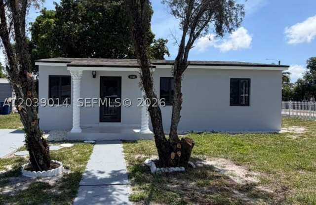 1861 NW 163rd St