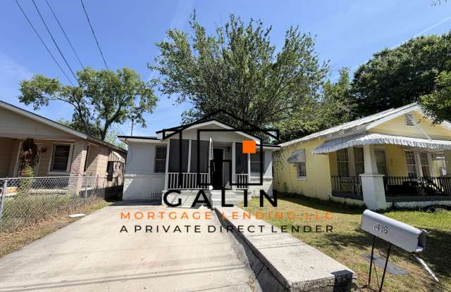 1416 Chester St.
