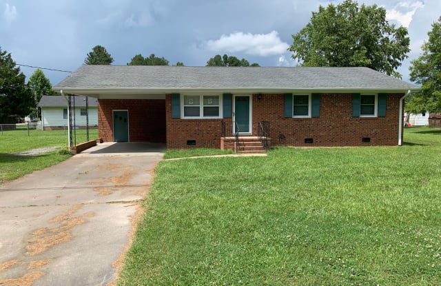 1469 Highway 70A East - 1469 US 70a, Pine Level, NC 27576