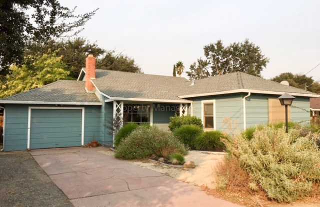 1181 Almendra Court