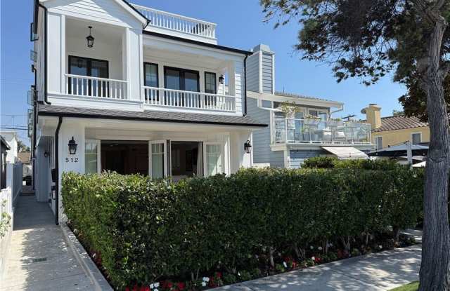 Photo of 512 Jasmine Avenue