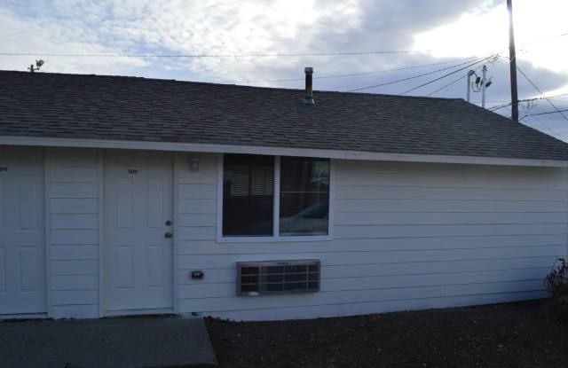 Centrally Located One Bedroom Duplex