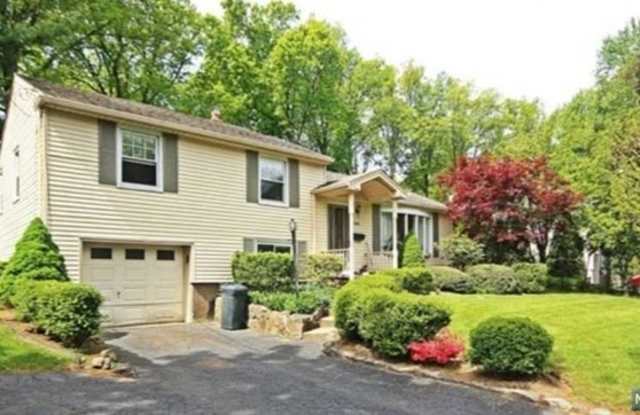 34 Willow Road