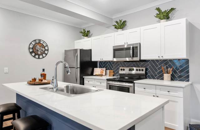 Pointe Grand Daytona