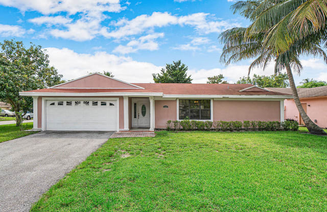 737 W Chatelaine Boulevard - 737 West Chatelaine Boulevard, Delray Beach, FL 33445