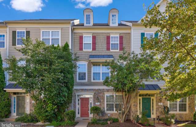 Photo of 743 COLLINGTON Court