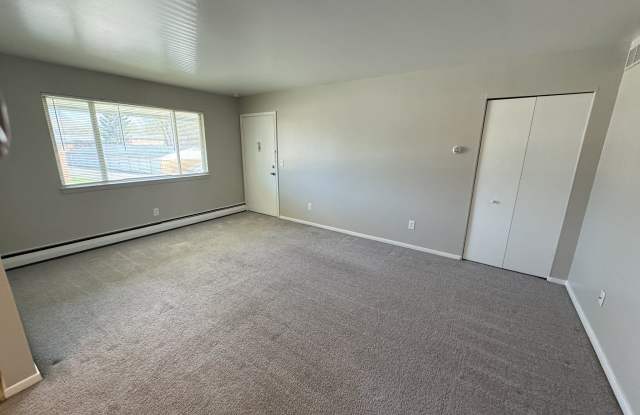 Photo of 421 Parkdale Avenue