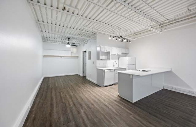 1011 North Molly Court