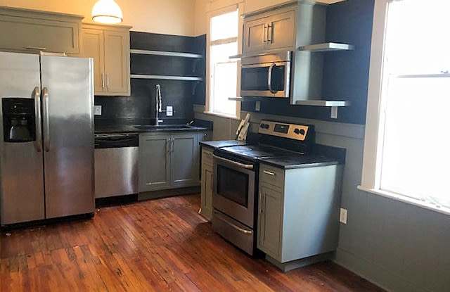 Photo of 402 East Bolton Street - C