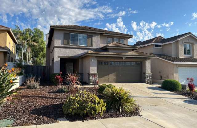 Photo of Spacious 4br/3ba Single Family Residence in Beautiful Eastlake Greens Community