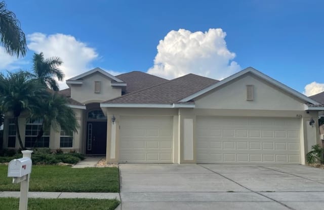 1820 MIRA LAGO CIRCLE - 1820 Mira Lago Circle, Ruskin, FL 33570