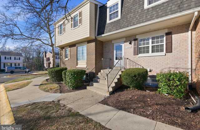 Photo of 14602 KING LEAR Court unit: 12-146