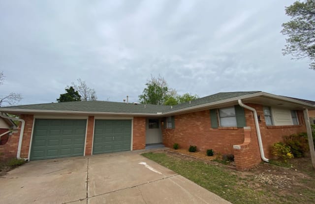 1029 W. Woodcrest Dr - 1029 West Woodcrest Drive, Midwest City, OK 73110