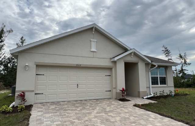 ****New Construction Ready for Quick Occupancy!*** - 2618 Northwest 11th Terrace, Cape Coral, FL 33993