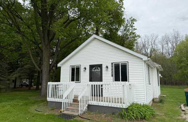 1921 East Willoughby Road