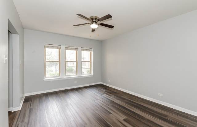 2400 N Kilbourn Avenue