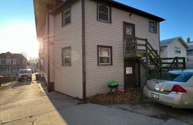 22 North Atwood Avenue