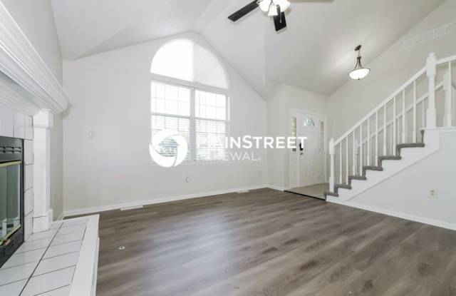 421 Southwest Hamilton Lane