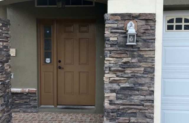 Luxury Living in Hunters Creek | Stunning 6-Bedroom Estate with Space, Style  Comfort!