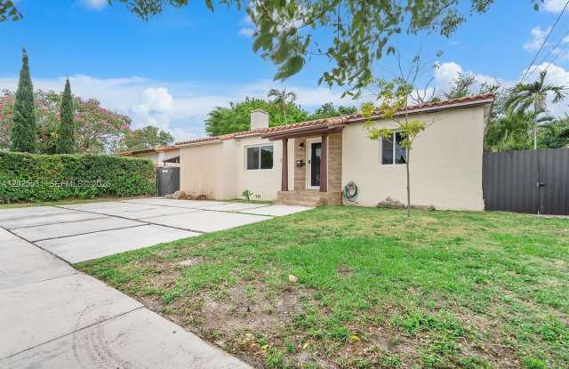 3951 SW 2nd Ter