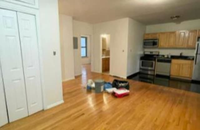 200 W 94TH ST. APT - 200 W 94th St, New York City, NY 10025