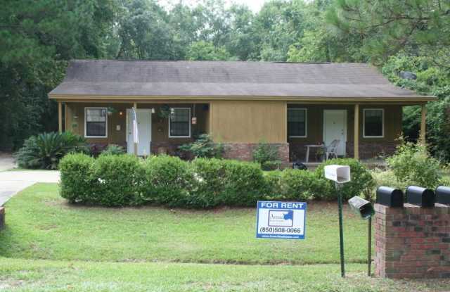 Two Bedroom On Clara Kee Blvd (Duplex) Located In Canopy Oaks School Zone - 2257 Clara Kee Boulevard, Leon County, FL 32303