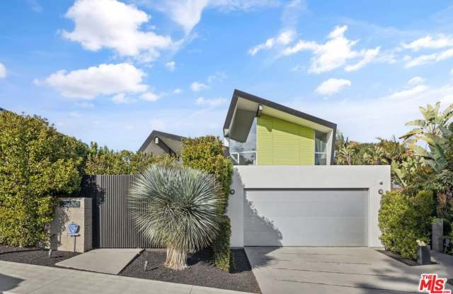 3660 S Inglewood Blvd