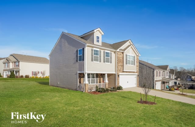 1400 Glenwater Drive - 1400 Glenwater Drive, Kernersville, NC 27284