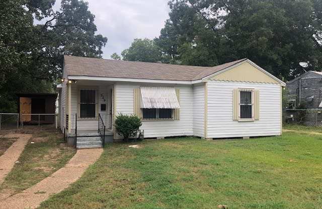 Super Cute with storage ! - 529 West 75th Street, Shreveport, LA 71106