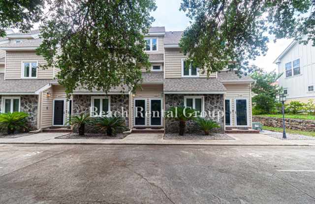 2010 Sand Dunes Dr.
