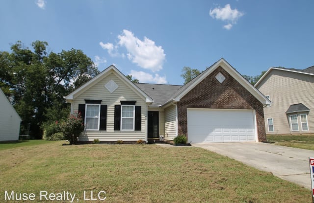 1163 Ross Brook Trace - 1163 Ross Brook Trc, Lake Wylie, SC 29745