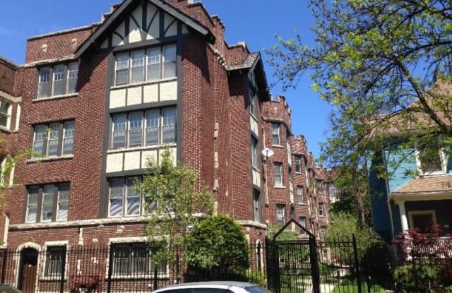 1628 W Lunt Ave 1B - 1628 West Lunt Avenue, Chicago, IL 60626