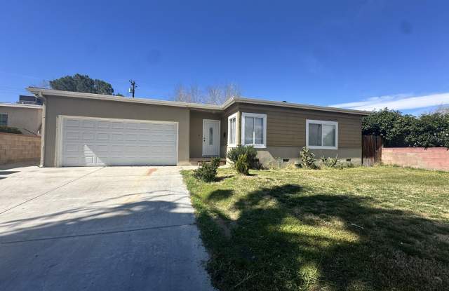 44151 Hardwood Avenue