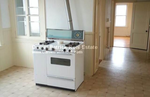 257-261 Boston Turnpike