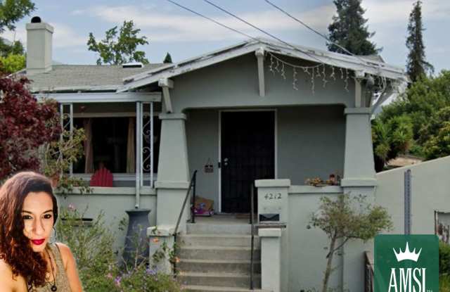 Pet-Friendly 1 BD | BA Duplex in Oakland