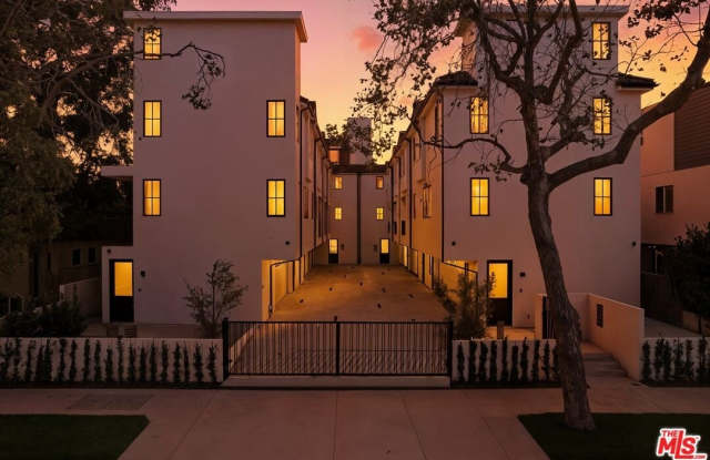 Photo of 14535 Killion St