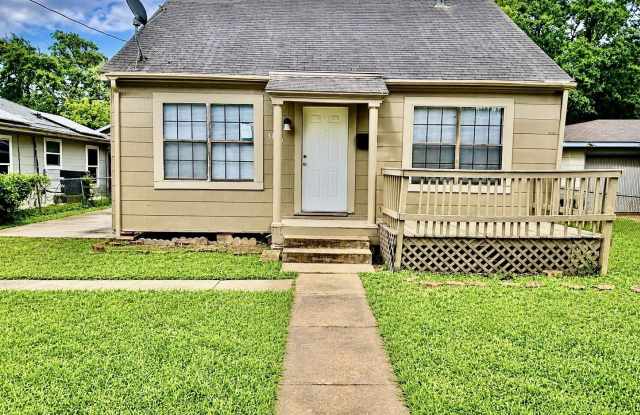 3360 27th St.