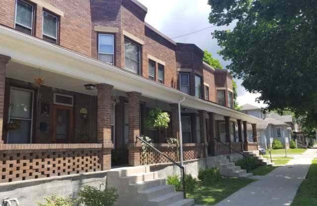 Photo of 117 4th Street