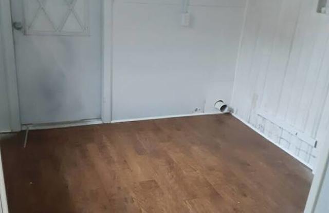 Photo of 842 West Pine Street