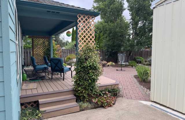 Large Lot Near Downtown Hillsboro