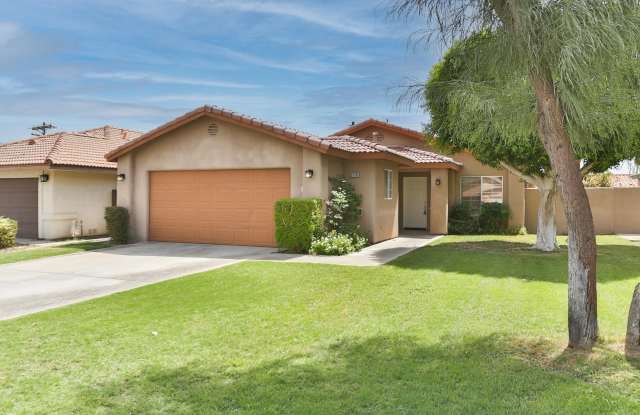51780 Avenida Velasco