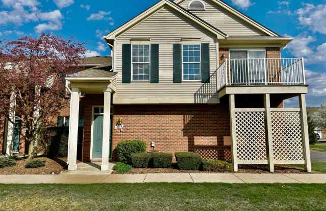 Just Listed! Sun-Filled 2BR Condo with Fireplace & Garage – Won’t Last!