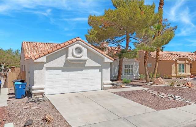 2746 Sandalwood Avenue