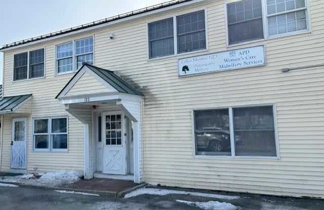 133 Newport Road - 133 Newport Road, New London, NH 03257