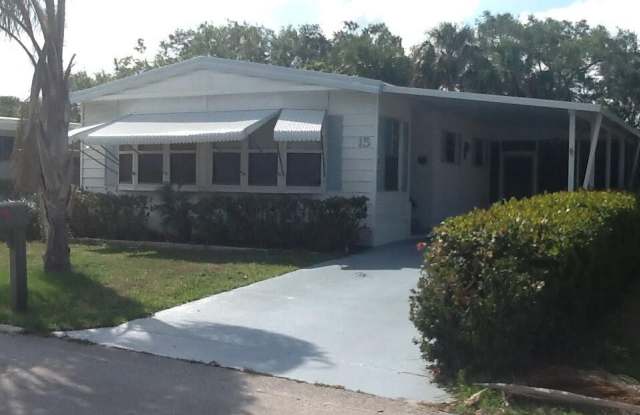 15 Santa Maria Way