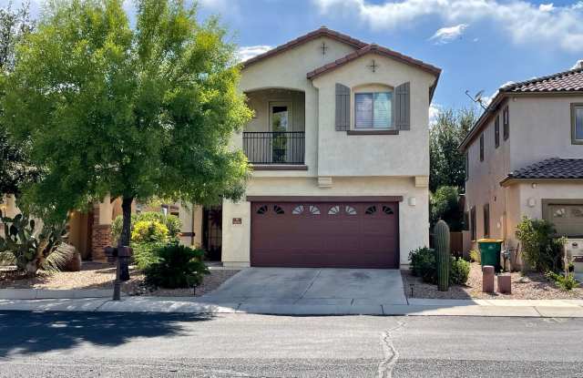 5 Bedroom Home on the Lake in Rancho Sahuarita