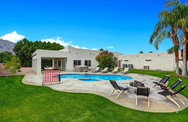 2005 E Racquet Club Road
